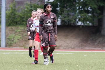 Bild 194 - wBJ Walddoerfer - St. Pauli : Ergebnis: 6:0